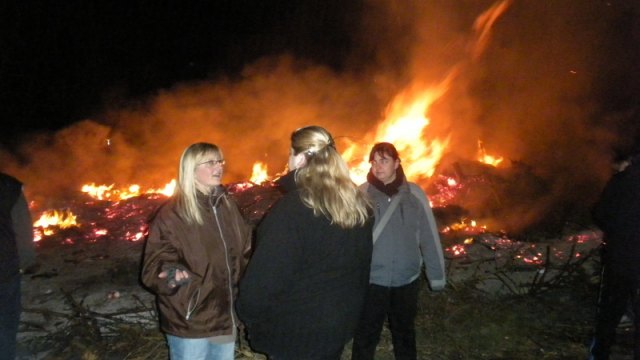 2012-04-07 Osterfeuer Karwitz - DSCN5768