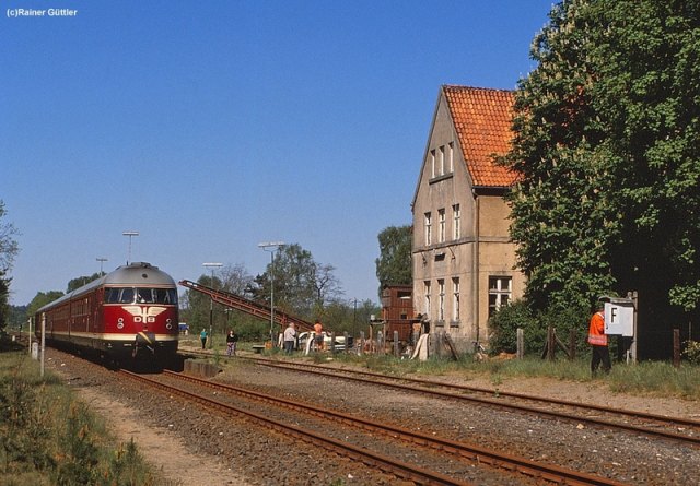 2012-10-16 Erste Bilder vom Bahnhof - img001006051990karwitz6
