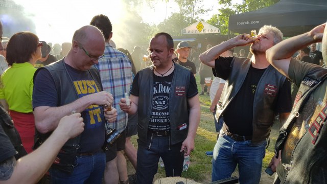 2019-06-01 MCE Sommerparty MC Moor Rider - 20190601 193335