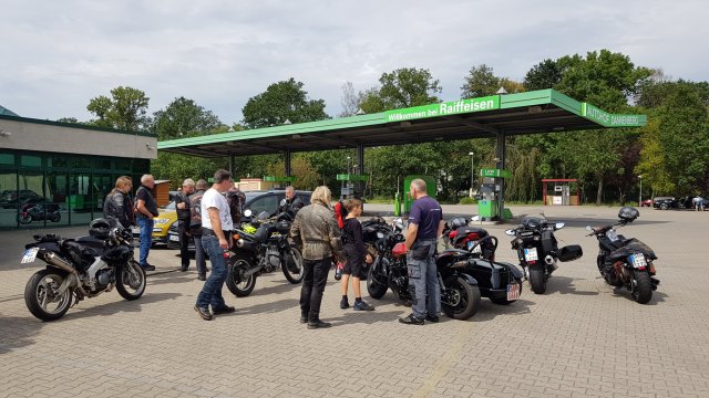 2019-08-09 MCE Spalier Hochzeit Diana - 20190809 141756