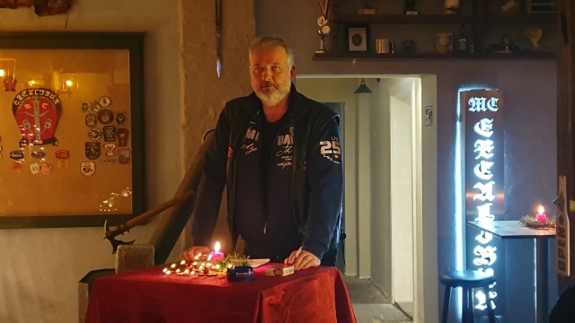 2019-12-27 Weihnachtsfeier Clubhaus - 20191227 193820