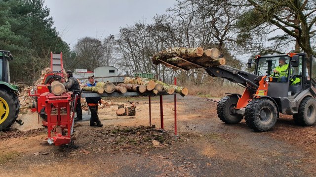 2021-12-27 MCE Brennholz - 20211228 143125